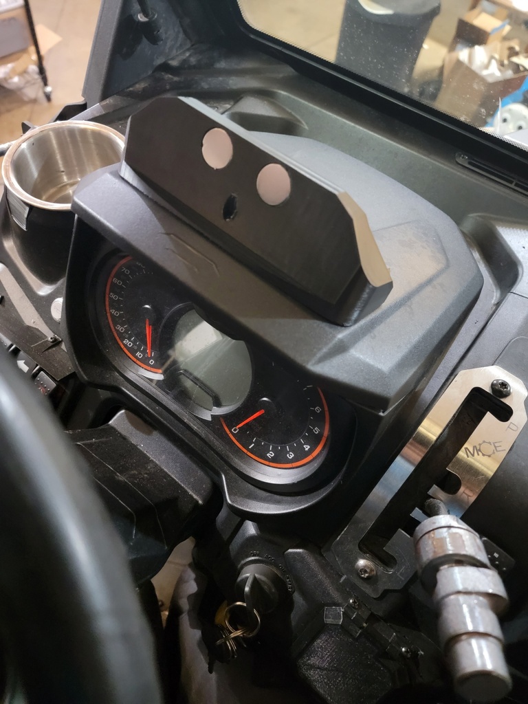 Defender Driver Dash Top Magnetic Phone/GPS Holder